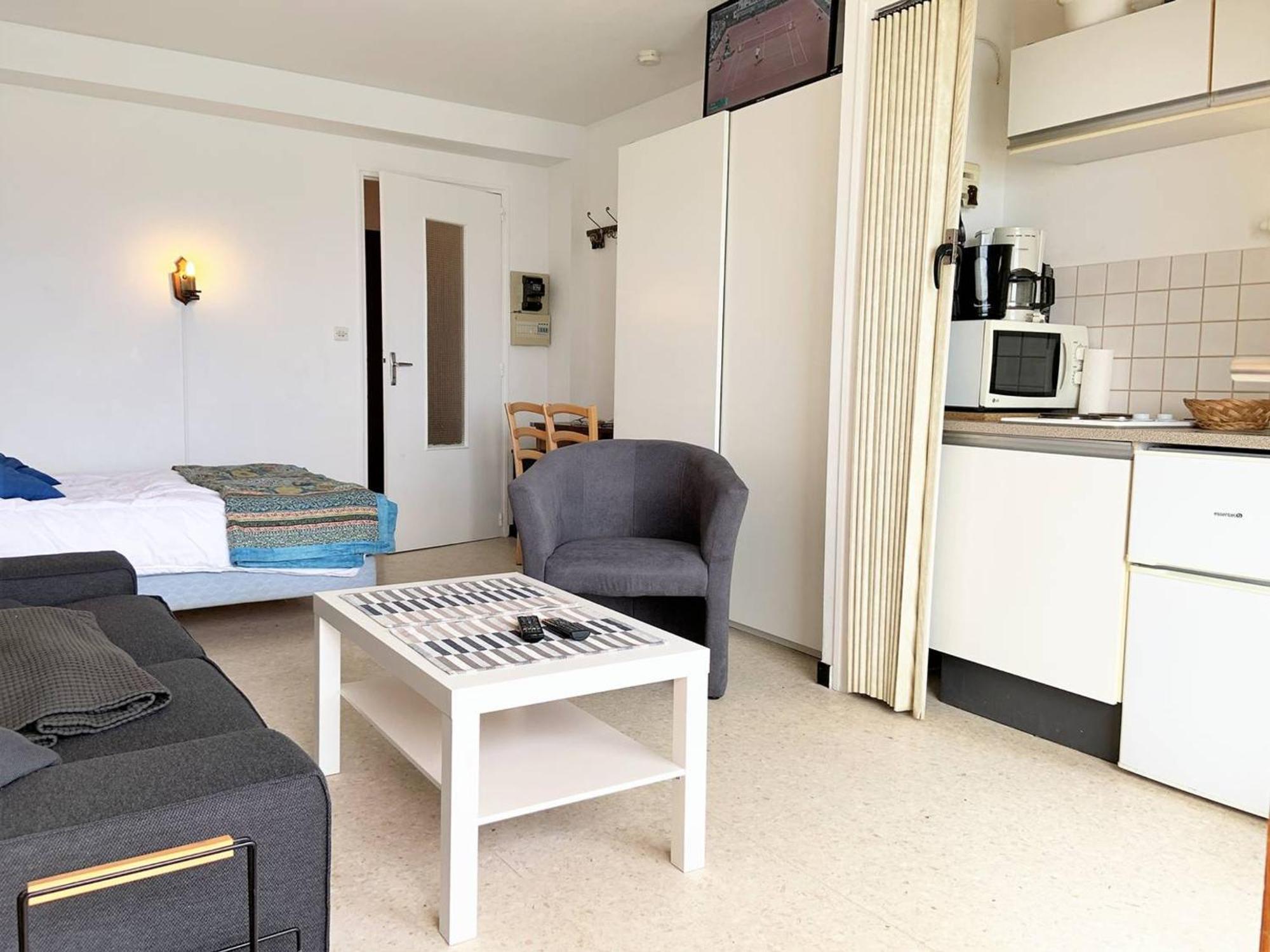 Studio Sur Plage Cavaliere Avec Terrasse, 1Er Etage, 2 Couchages - Fr-1-251-80 Le Lavandou Exterior photo